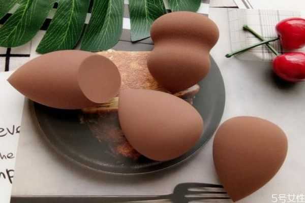 美妆蛋怎么涂bb霜?美妆蛋上bb霜的使用方法 美妆蛋怎么涂bb霜?美妆蛋上bb霜的使用方法