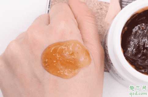 fresh玫瑰面膜有勺子吗？fresh玫瑰面膜有多满