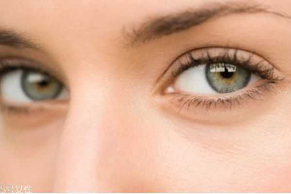 眼袋严重怎么解决