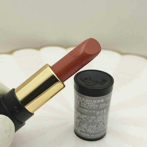 大牌口红过期还能用吗 大牌口红过期还能用吗