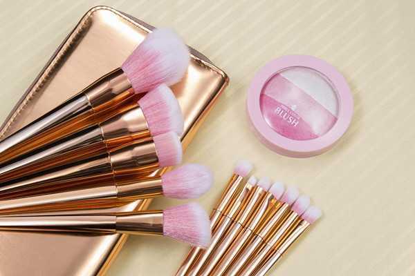 化妆刷一定要买吗 化妆刷一定要买吗