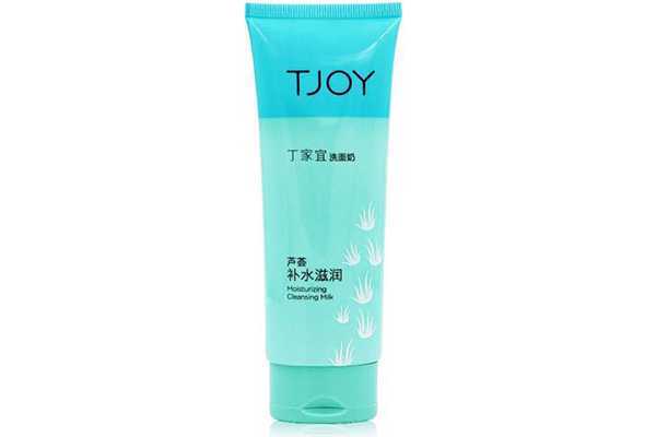 丁家宜洗面奶是皂基吗