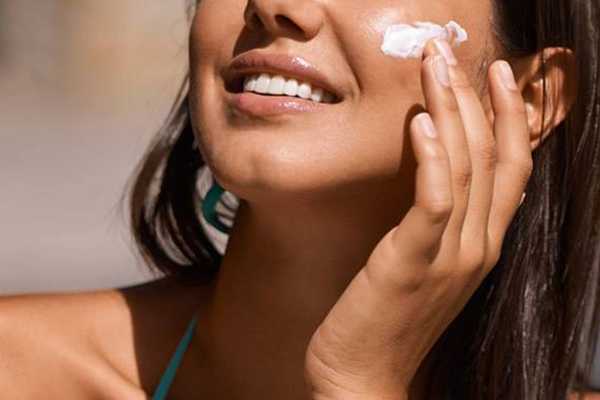 夏季怎样美白皮肤白皙 夏季怎样美白皮肤白皙