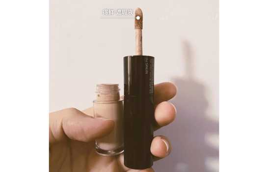 得鲜和美宝莲遮瑕哪个好 the saem遮瑕液和美宝莲橡皮擦区别对比