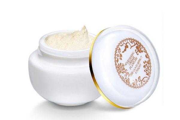 贵妇膏是白天用的还是晚上用的