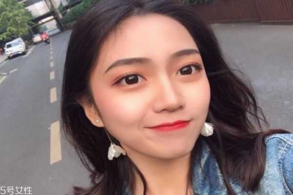 气垫bb用什么卸妆好？涂抹气垫后一定要卸妆吗