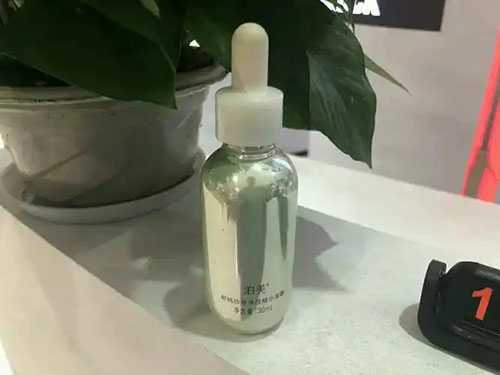 纯露和原液的区别 纯露和原液到底哪个好