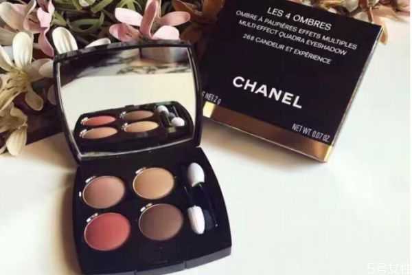 经常化妆真的很伤皮肤吗？应不应该使用化妆品呢