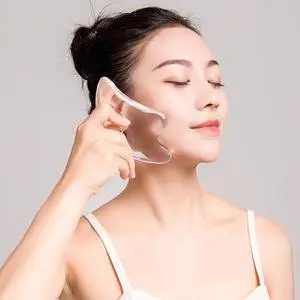 拨筋用精油还是面霜? 拨筋用精油还是面霜?