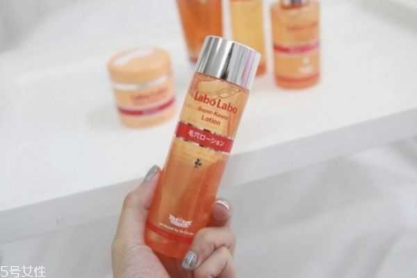 护肤品一定要用一套吗 护肤品一定要用一套吗