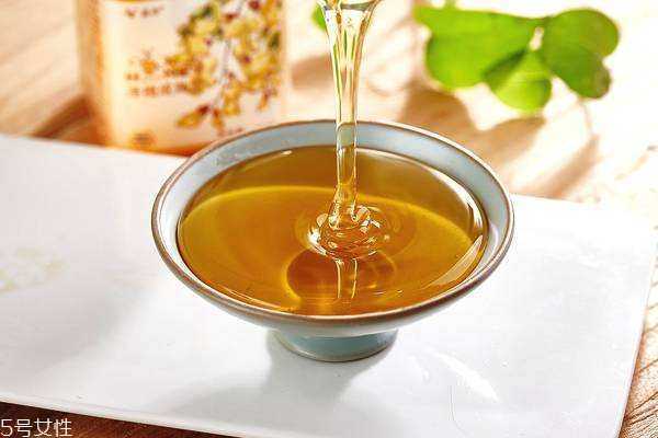 蜂蜜洗脸有用吗 蜂蜜洗脸有用吗