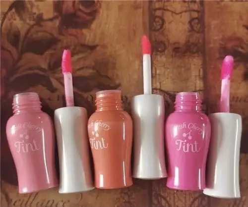 唇蜜会成膜吗?怎么看唇蜜成膜了没 唇蜜会成膜吗?怎么看唇蜜成膜了没