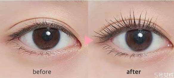 卸睫毛膏进眼睛里面了怎么办 卸睫毛膏进眼睛里面了怎么办