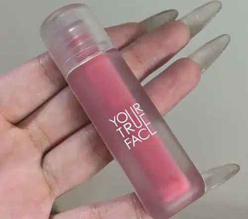 唇彩可以每天使用吗 唇彩可以每天使用吗