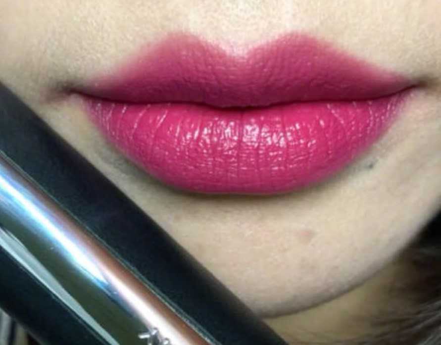 梅子色口红是什么色 梅子色口红适合什么人