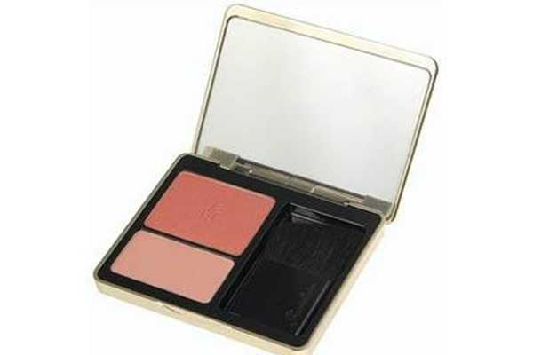 法国娇兰双色腮红自然吗？法国娇兰双色腮红好用吗