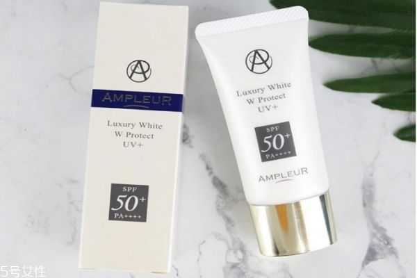 spf30夏天够吗 spf30夏天够吗