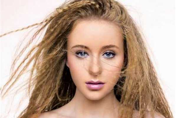 越晒越白是怎么回事 越晒越白是怎么回事