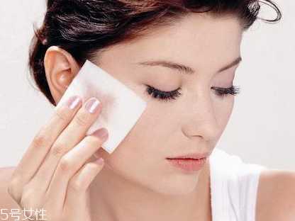 卸妆会伤害皮肤吗