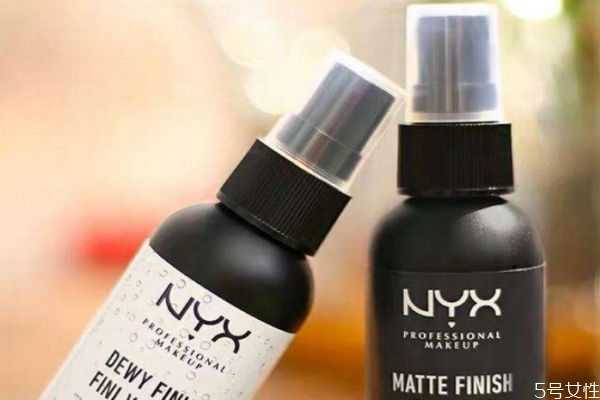 定妆喷雾的原理是什么?定妆喷雾的作用 定妆喷雾的原理是什么?定妆喷雾的作用