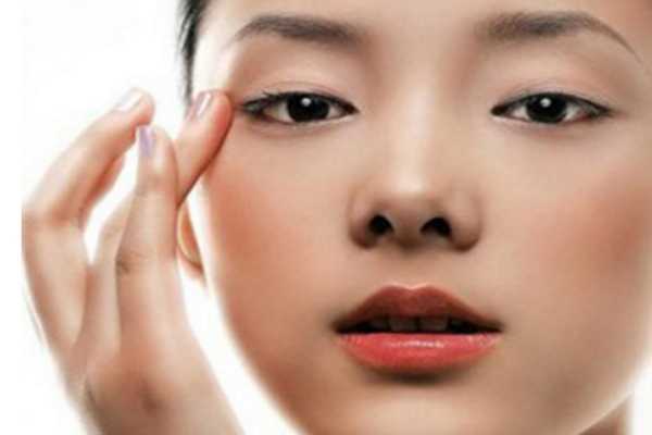 如何预防眼睛长鱼尾纹