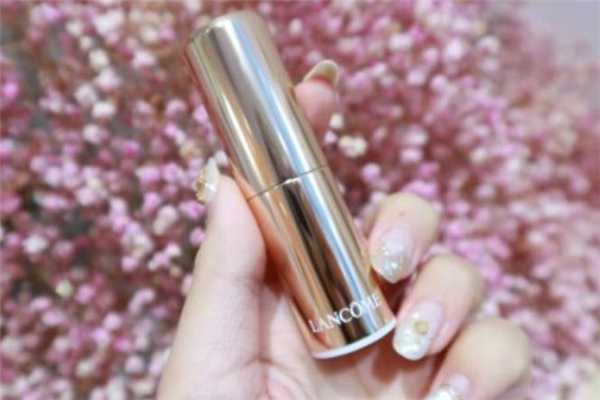 兰蔻168和196那个好看?兰蔻168口红怎么样 兰蔻168和196那个好看?兰蔻168口红怎么样