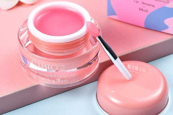 唇膜为什么只能晚上用？正确使用方法是什么？