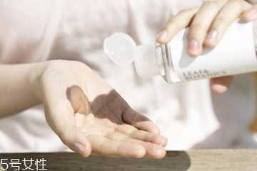 精华液什么成分最好