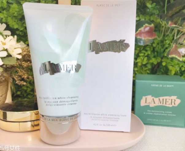 清洁护肤用什么牌子