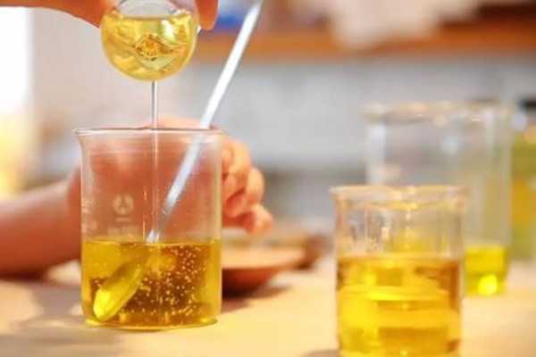 逐本精华油滋润吗？逐本精华油能改善紧绷吗