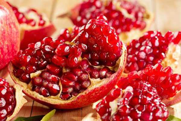红石榴对皮肤有什么用 红石榴对皮肤有什么用