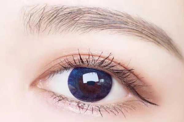 美瞳过期了还能戴吗 美瞳过期了还能戴吗