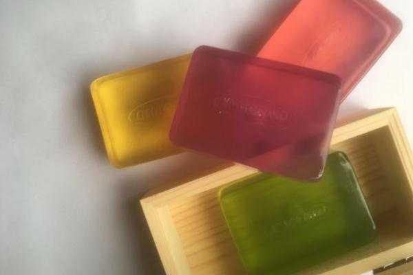 手工皂可以洗澡吗？手工皂与沐浴露的差别