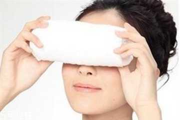 热毛巾敷眼睛好不好?热毛巾敷眼睛的好处 热毛巾敷眼睛好不好?热毛巾敷眼睛的好处