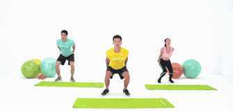 瘦大腿和臀部最快瘦下来的动作