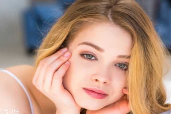 春天脸上起红疙瘩怎么办