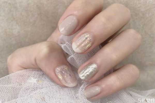 指甲油可以每天都用吗