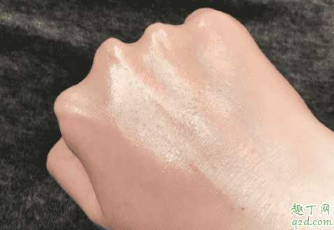 天露芬沙棘双效精华孕妇可以用吗?适合油皮吗 天露芬沙棘双效精华孕妇可以用吗?适合油皮吗