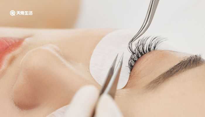 眼睫毛怎么变长 眼睫毛怎么变长
