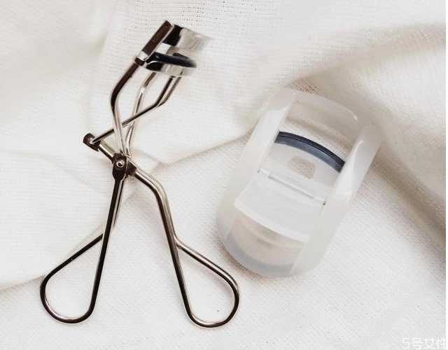 眼妆包括什么 画眼妆步骤讲解