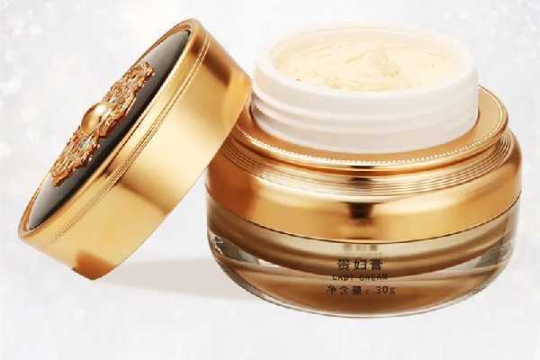 贵妇膏用在防晒前还是防晒后面