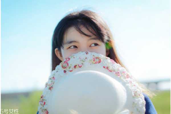 头发干枯毛躁怎么护理