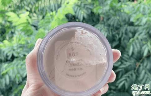 悦诗风吟和花西子散粉哪个好用