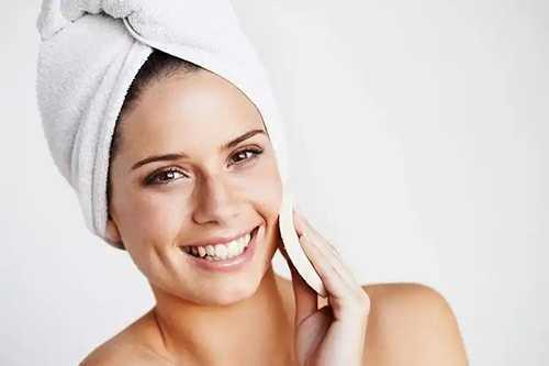 卸妆乳抗老吗?长期用卸妆乳对皮肤有伤害吗 卸妆乳抗老吗?长期用卸妆乳对皮肤有伤害吗