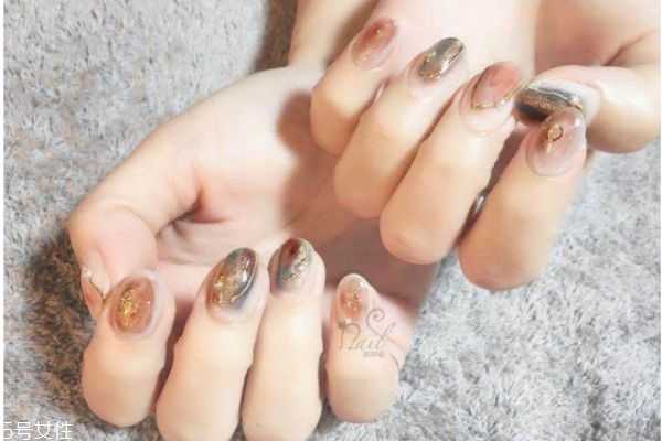 晕染美甲怎么做？梦幻星座美甲教程