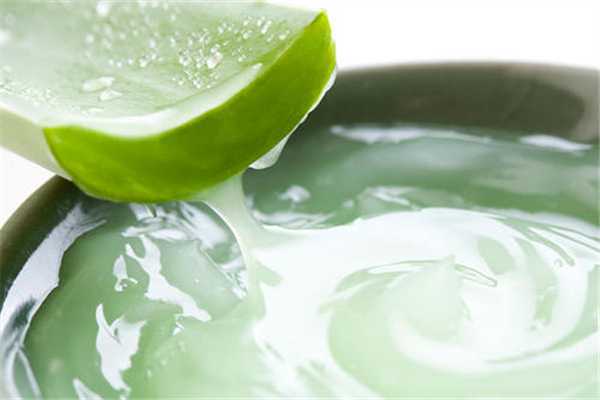 芦荟胶可以当睡眠面膜用吗？芦荟胶适合什么年纪的人