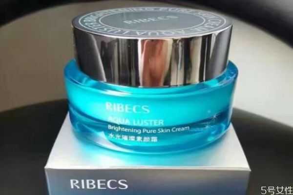 涂素颜霜要卸妆吗？涂素颜霜用什么卸妆好