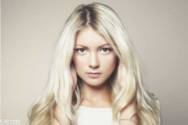 脸上过敏症状有哪些