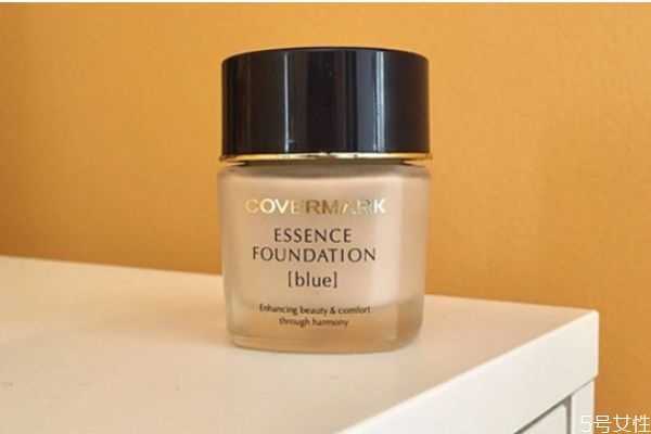 粉底霜可以直接涂脸上吗？粉底霜可以单独使用吗