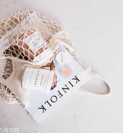 herbivore玫瑰椰子身体磨砂膏怎么样 提升浴室幸福感